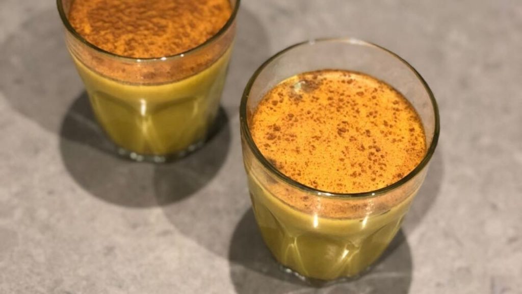 Anti-Inflammatory Golden Milk Recipe (Turmeric Tea)